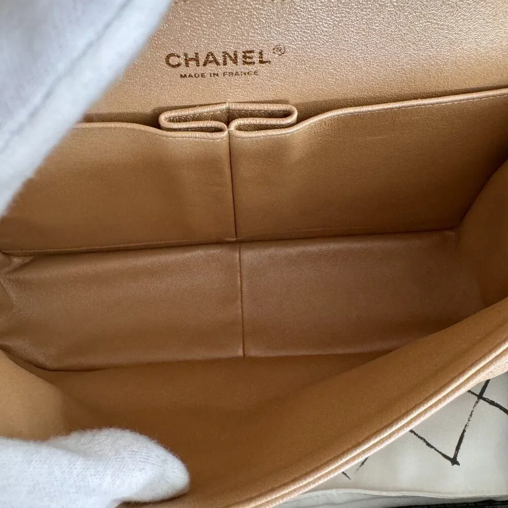 100% Authentic 19S CHANEL Jumbo Double Flap IRIDESCENT Caviar Lambskin GHW - Picture 12 of 16